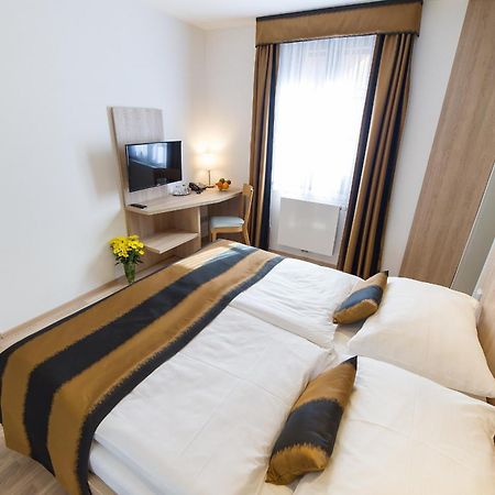 Garni Hotel Castle Bridge Český Krumlov Εξωτερικό φωτογραφία