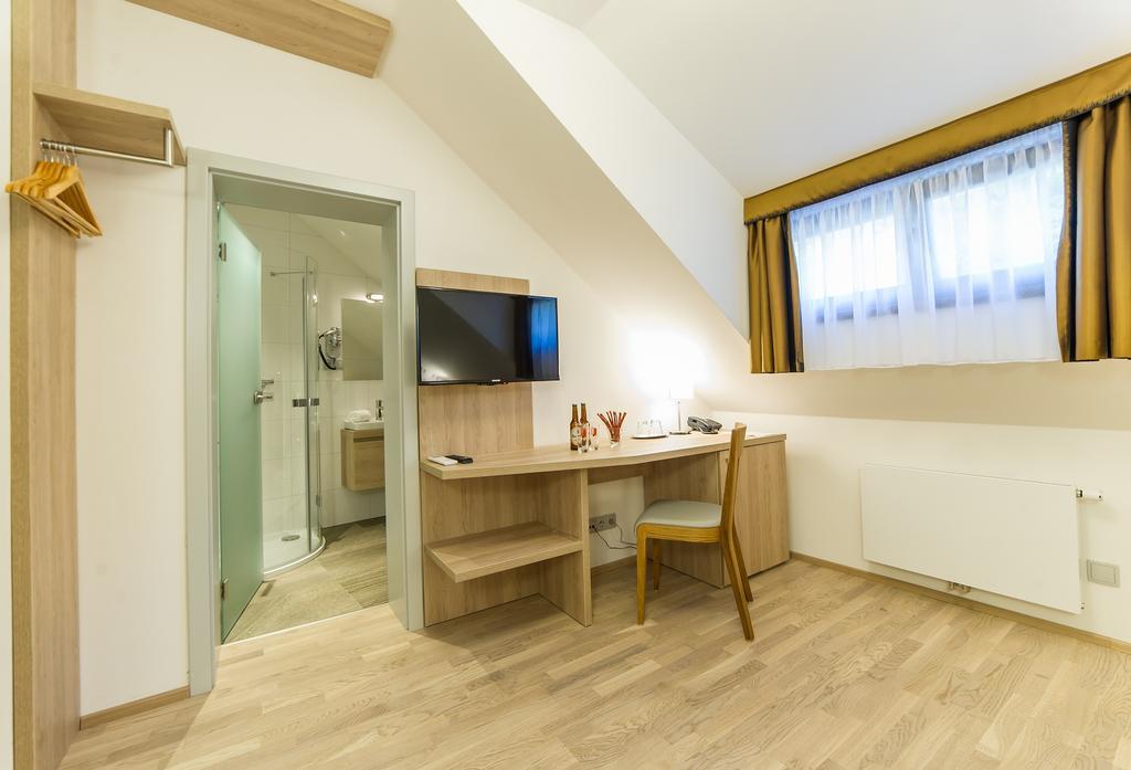 Garni Hotel Castle Bridge Český Krumlov Εξωτερικό φωτογραφία