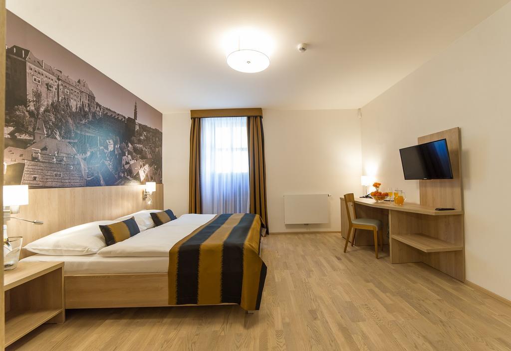 Garni Hotel Castle Bridge Český Krumlov Εξωτερικό φωτογραφία